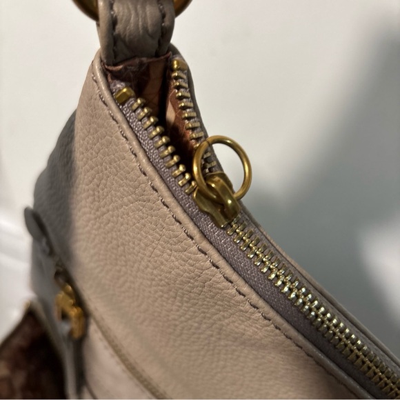 Hobo international Liberty Taupe Gray Leather Shoulder Bag Tote Gold Hardware - Picture 6 of 10
